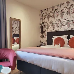 Moris Grands Boulevards Hotel París